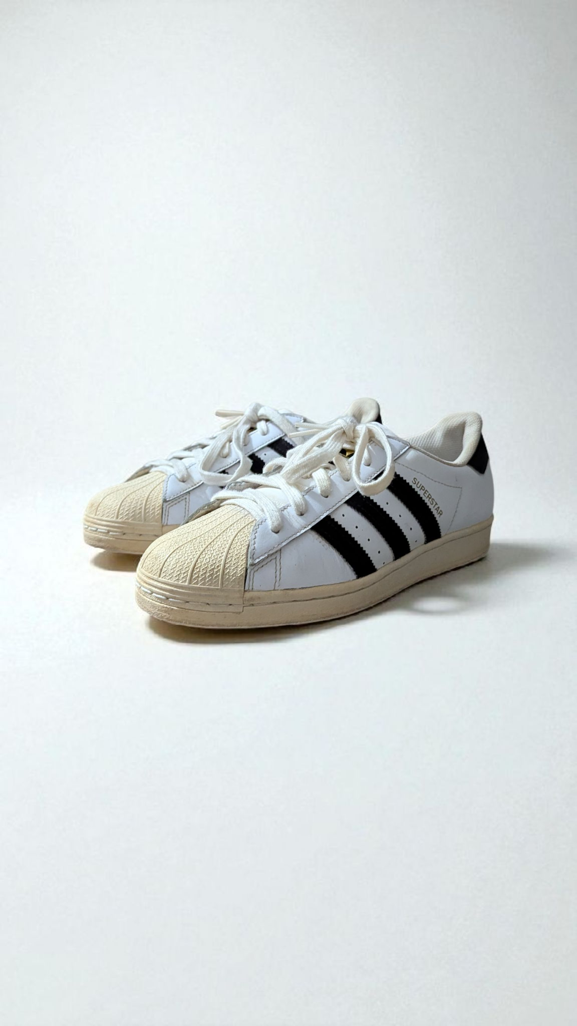 ADIDAS SUPERSTAR