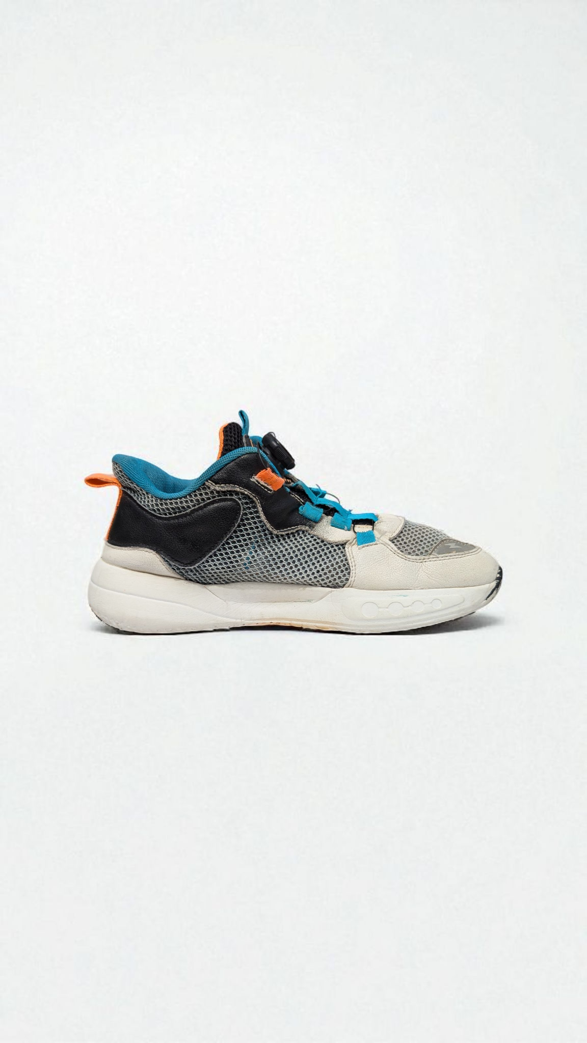 985-CHAIN SNEAKERS