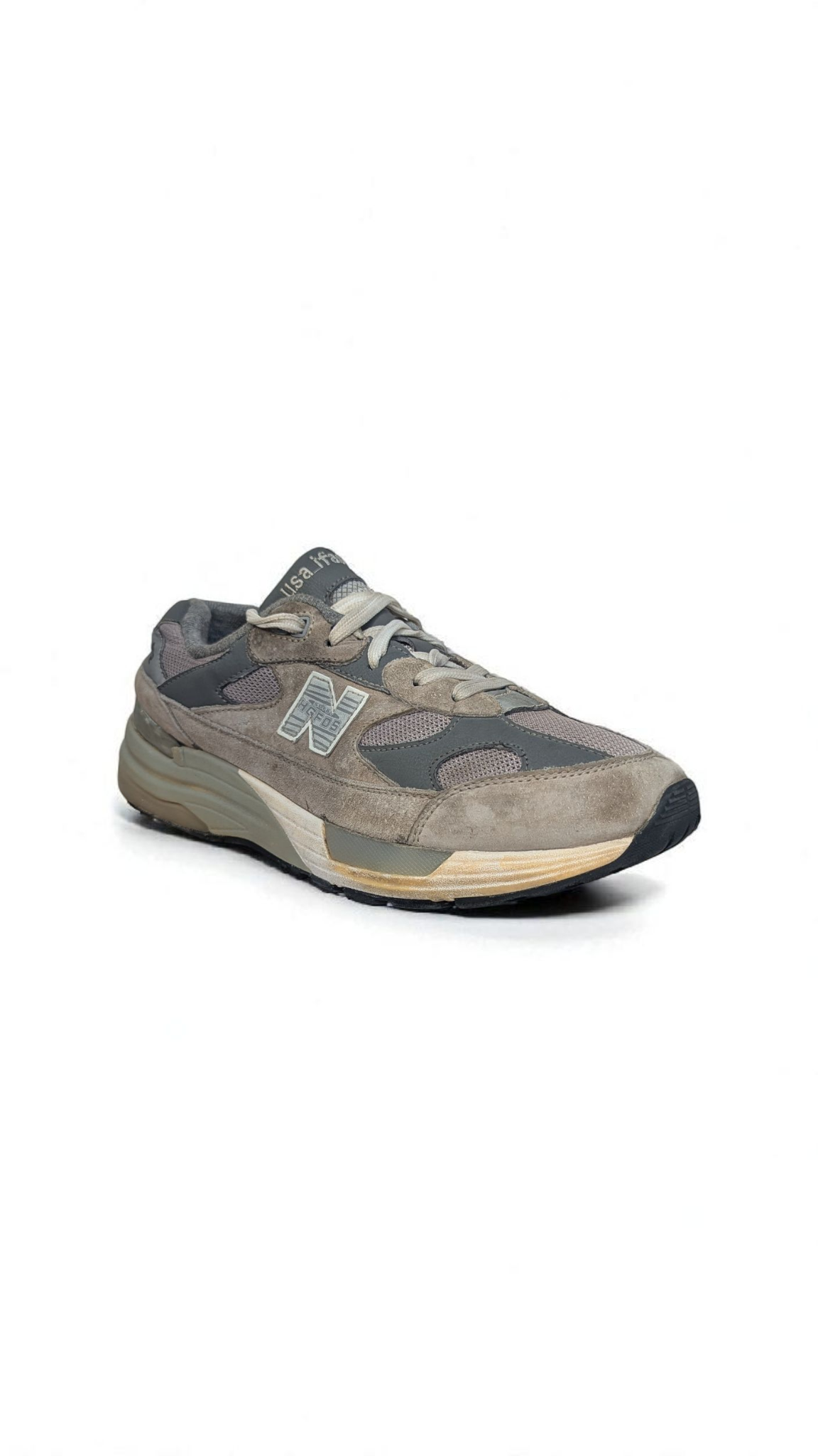 NEW BALANCE 002