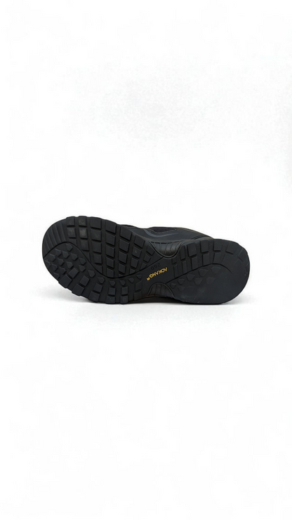 ATHLETIC BLACK SHOES